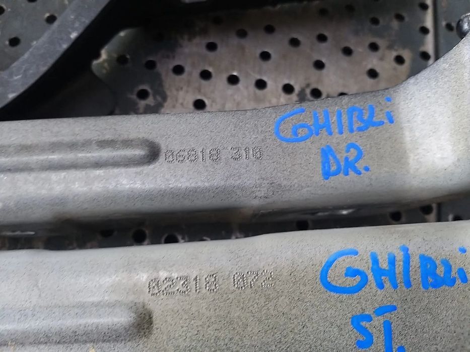 Balamale capota stanga dreapta maserati ghibli m157