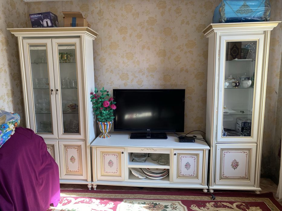 Мебель для спальной