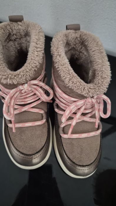 Зимни боти UGG and H&М 28номер