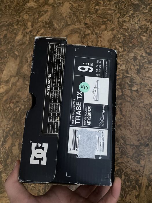 Продам абсолютные новые кеды DC Shoes