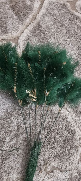 Елка 2 метра  но без подставки