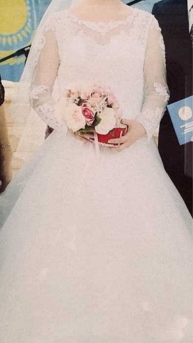 Продам свадебное платье