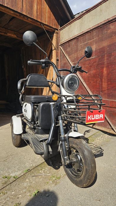 Motociclu (Tricicleta) electric Kuba