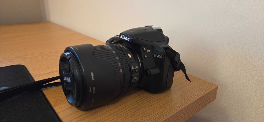 Фотоапарат Nikon D3400 + обектив 18-105mm