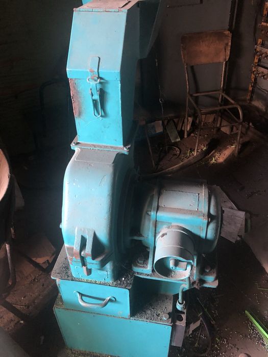 Мелница за пластмаса