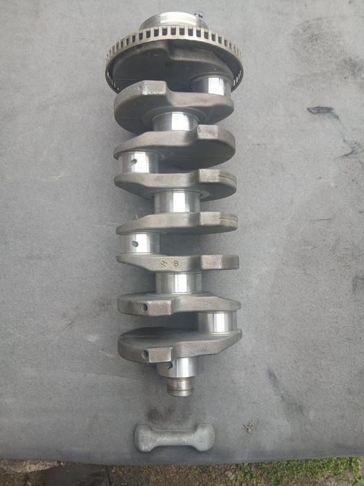 Продам коленвал б/у