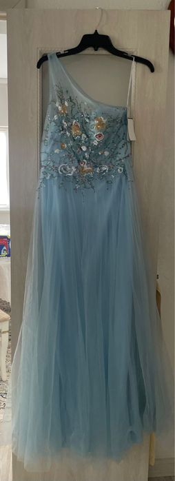 Вечерные платья на выпсукной