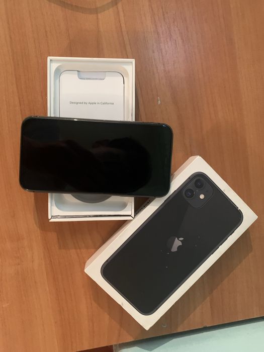 Продам срочно айфон 11