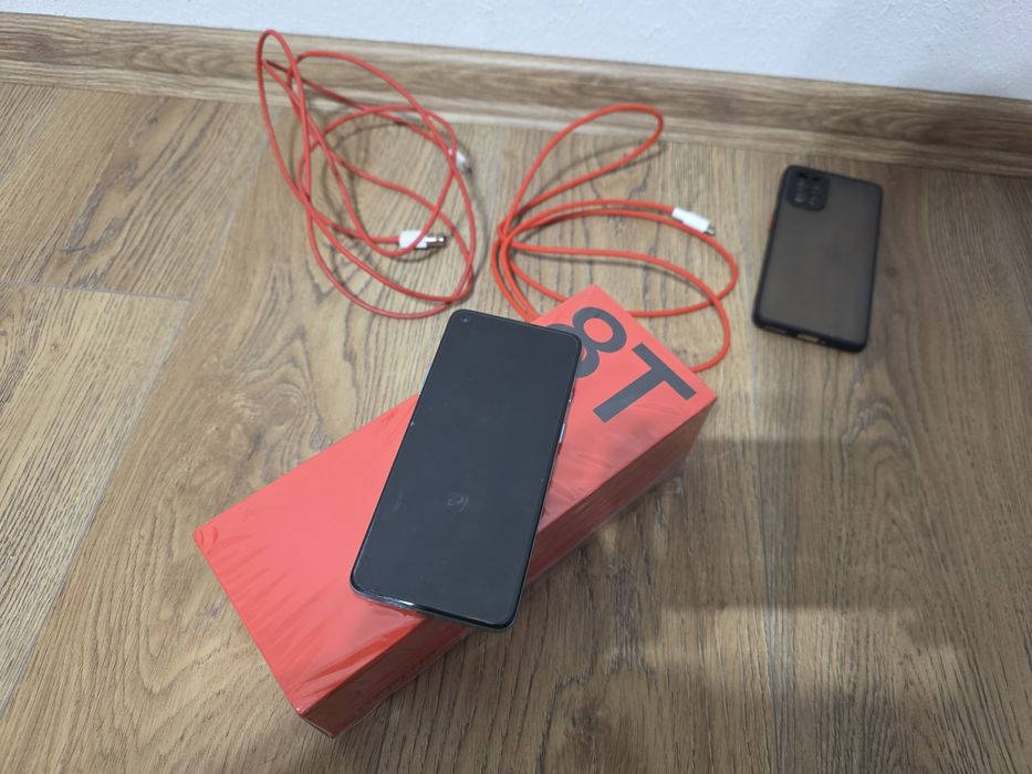 Oneplus 8T 5G 128GB + 8 GB RAM