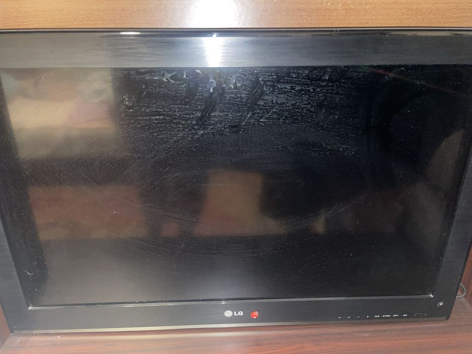 Продам телевизор LG