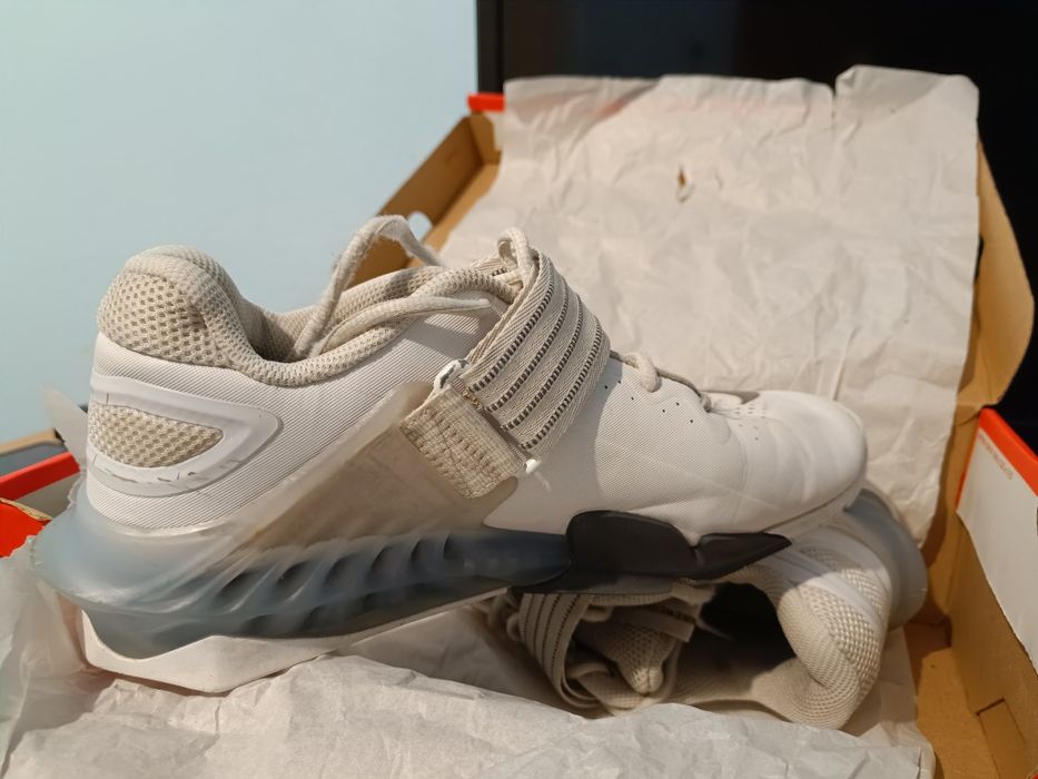 Nike Savaleos 42 номер ТОП!!