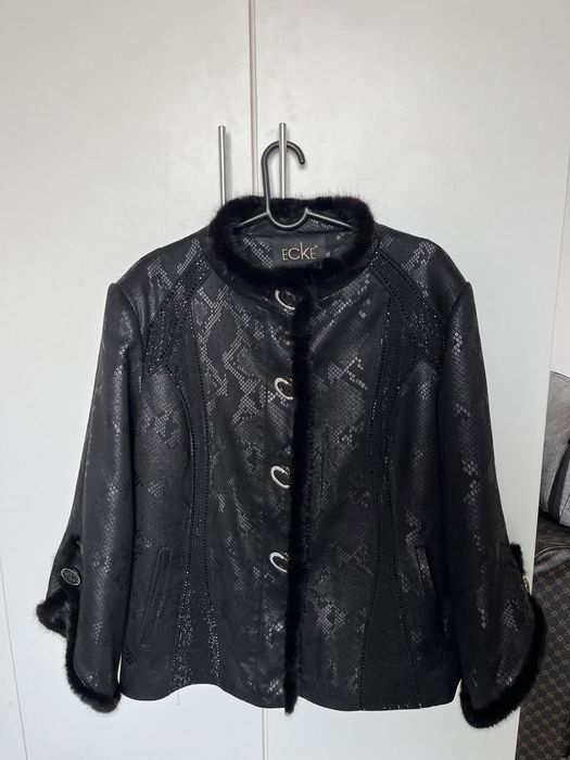 Новый! Демисезонный куртка