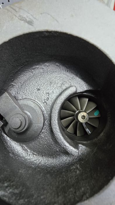 Турбина 2.0 TFSI с фланец за монтаж на 1.8т