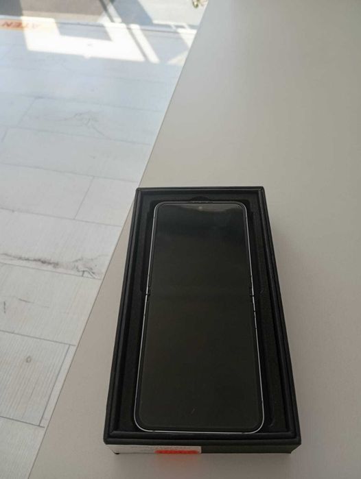 Samsung Galaxy ZFlip 6