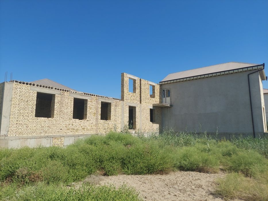 Курилиши тугалланмаган бино сотилади