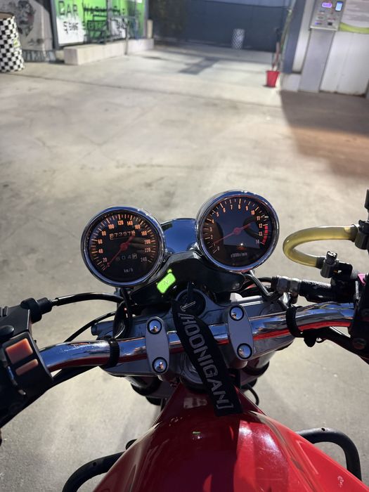 suzuki gsf600 A2