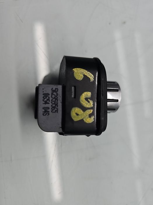 Buton reglaj oglinzi Volkswagen Passat B7 (362) [Fabr 2010-2014] 5K295