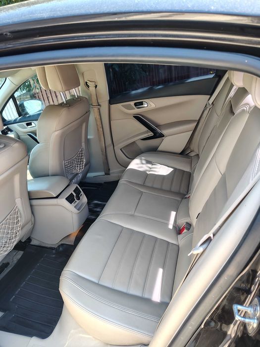 Vând Peugeot 508