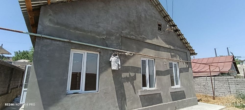 Chirchiqda hovli sotiladi