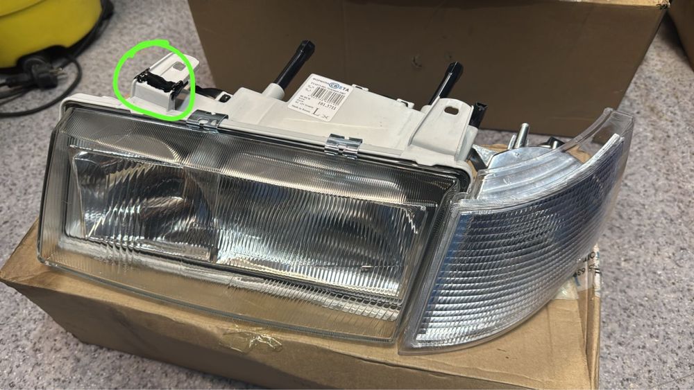 Фара лада 2110 левая дефект lada