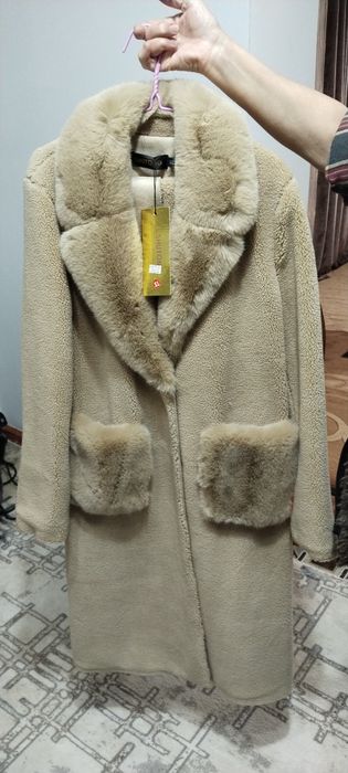 Срочно продается меховая Пальто