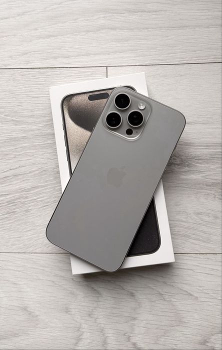 Vand/Schimb iPhone 15 PRO MAX 256GB IN GARANTIE