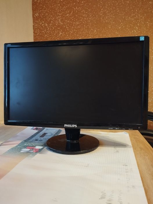 Монитор Филипс - 2 бр.