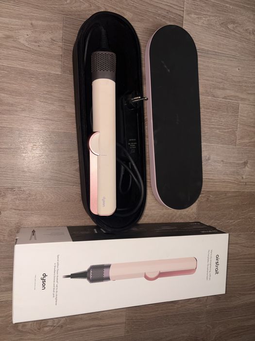Dyson утюжок……..