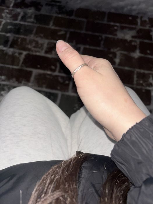 Прлдам кольцо серебро 15к