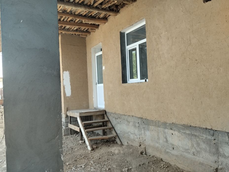 Uy sotladi bardankulda