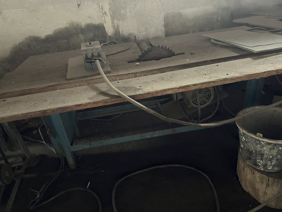 Деревообрабатывающий станок