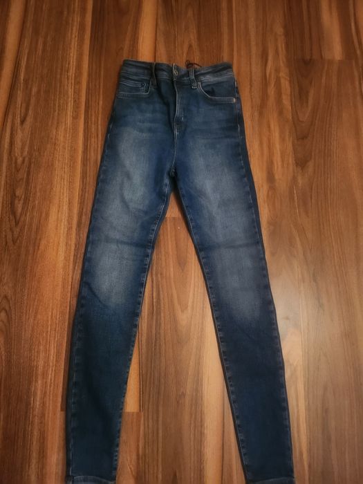 Страхотни дънки .