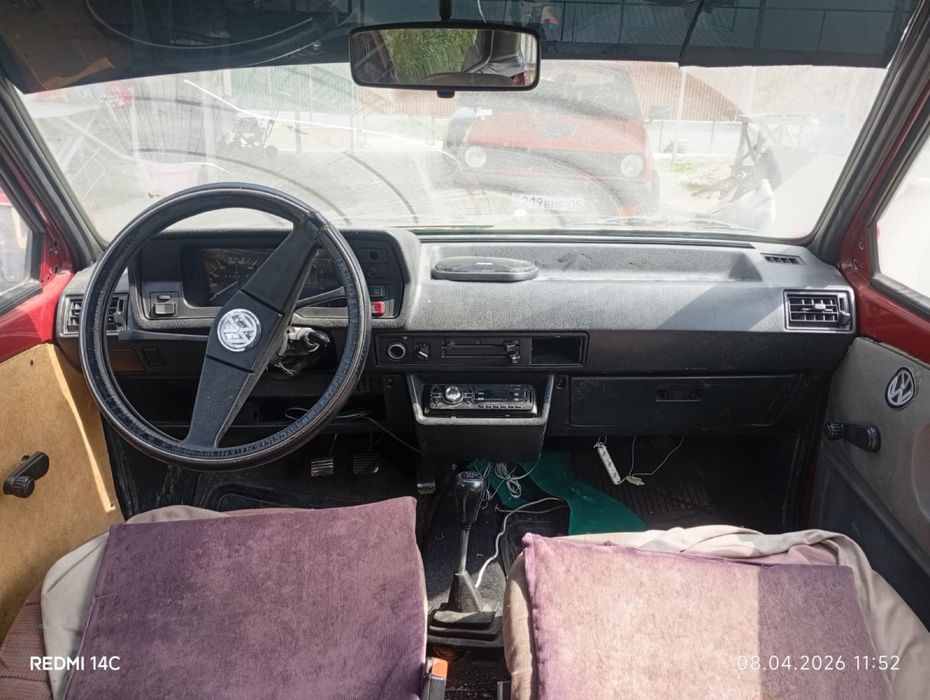 Машина на активном  ходу обьем 1.3