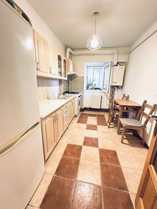 Proprietar | 3 camere, 2 băi, 70 mp | Gară | Etaj 2 | CT | Mașină de spălat