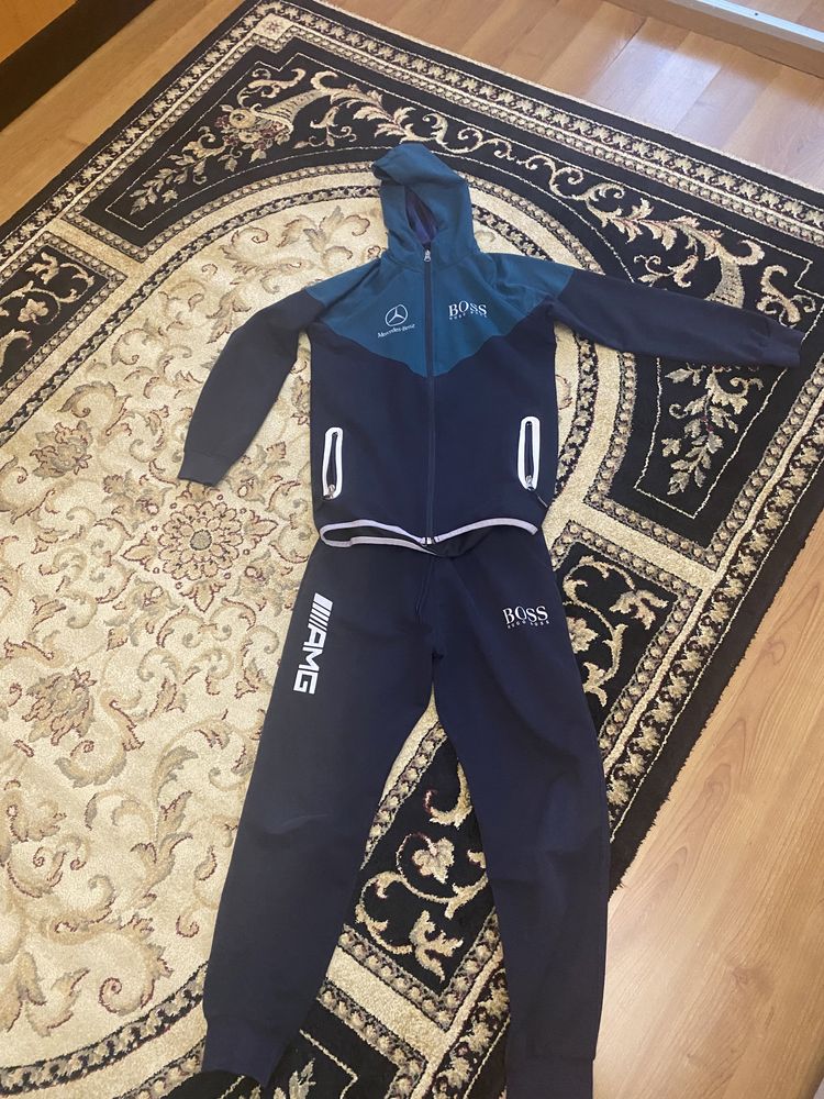 Hugo boss hotsell mercedes benz tracksuit