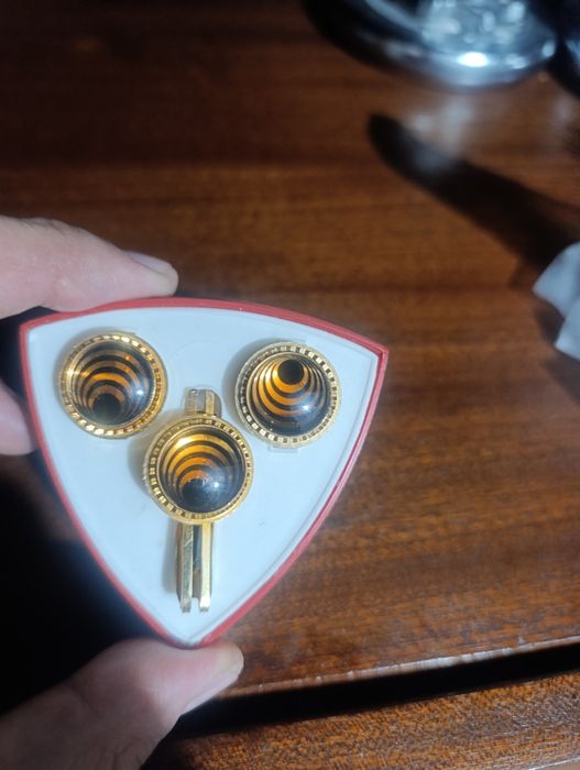 Запонки стариные