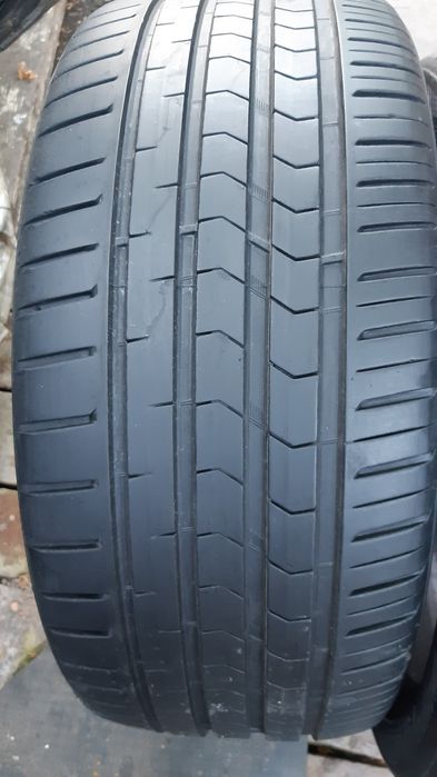 Anvelope 225/40r18 vară marca Bridgestone preț 200 lei bucata