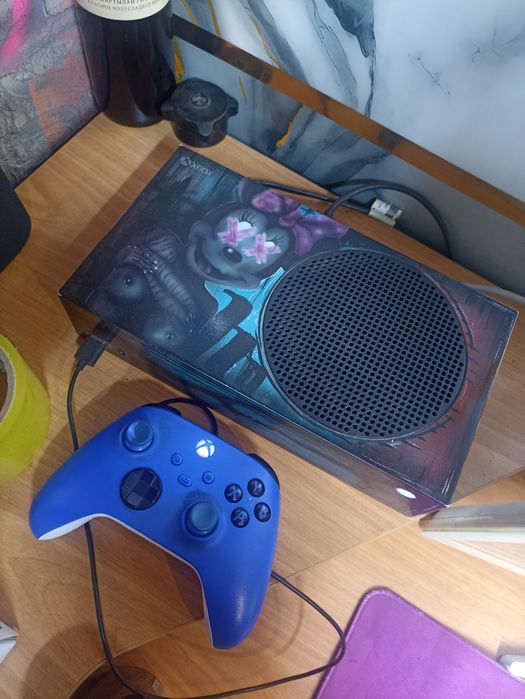 Продам Xbox series s