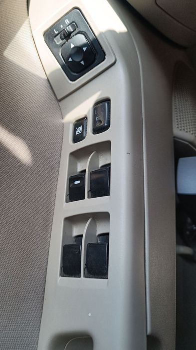 Vând Mitsubishi lancer