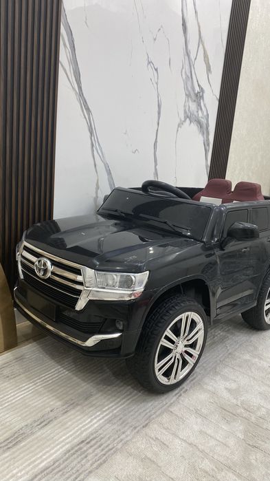 Продам детский машина таюта крузак 200 продам за 35.000ка