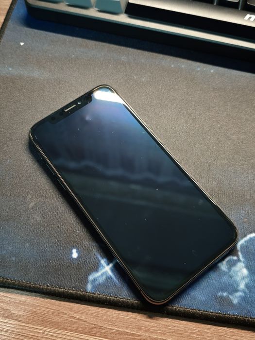 iPhone xs 256gb.