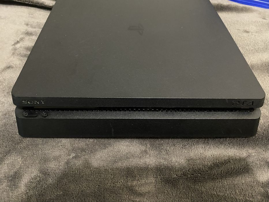 PS4 Slim 500gb + 1 джойстик + диск на выбор слим