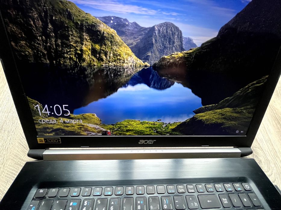 Acer 17-дюйм Оператива - 8gb, Память - SSD 1 TB, Видеокарта 2 GB