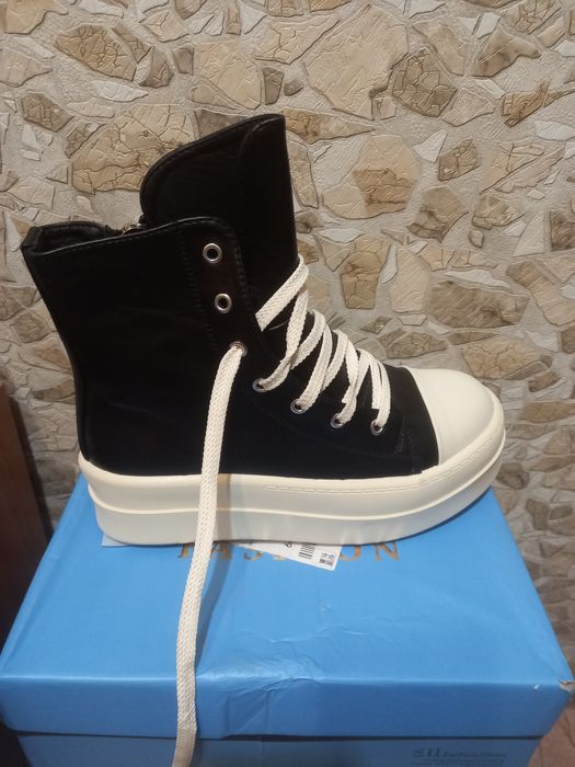 Продам мужскую обувь