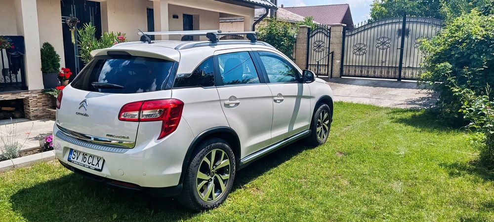 Vând Citroen C4 Aircross