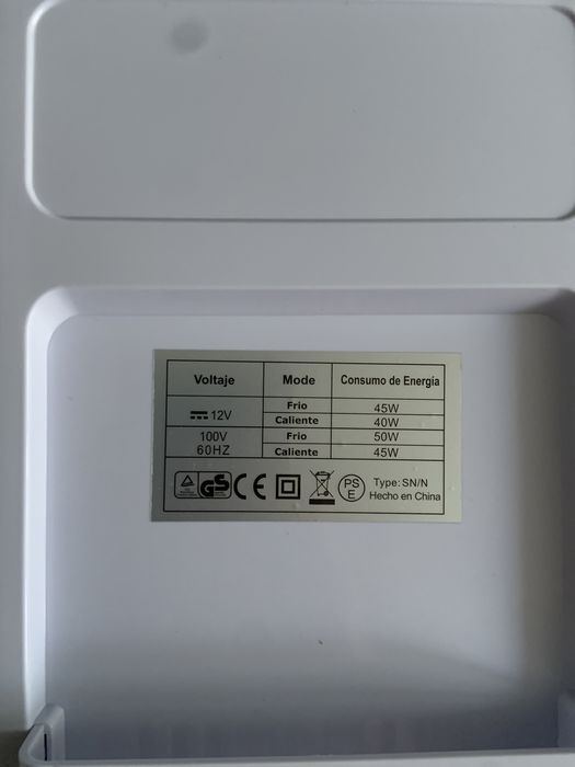 Продам холодильник для косметики