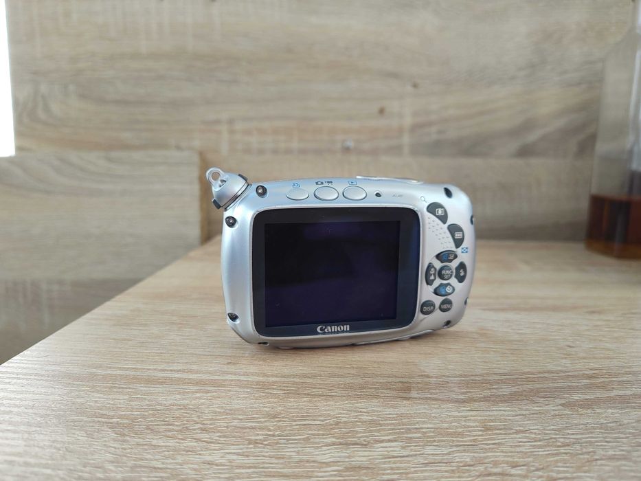 Canon PowerShot D10 12,1 Mp Waterproof japan lens error