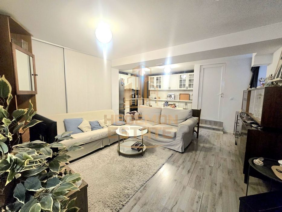 Продава се Двустаен апартамент в Варна, Гръцка махала - 40 кв.м за 1722 €/кв.м - Снимка #1