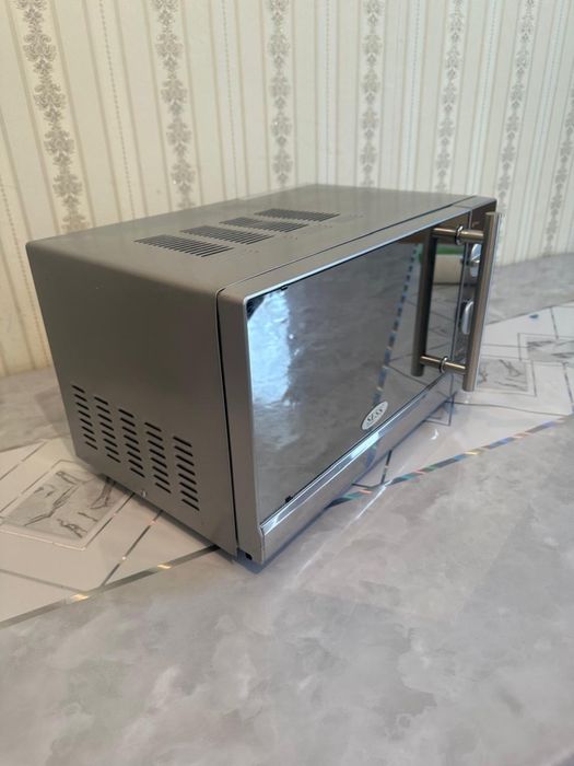 Микроволновую печку продам
