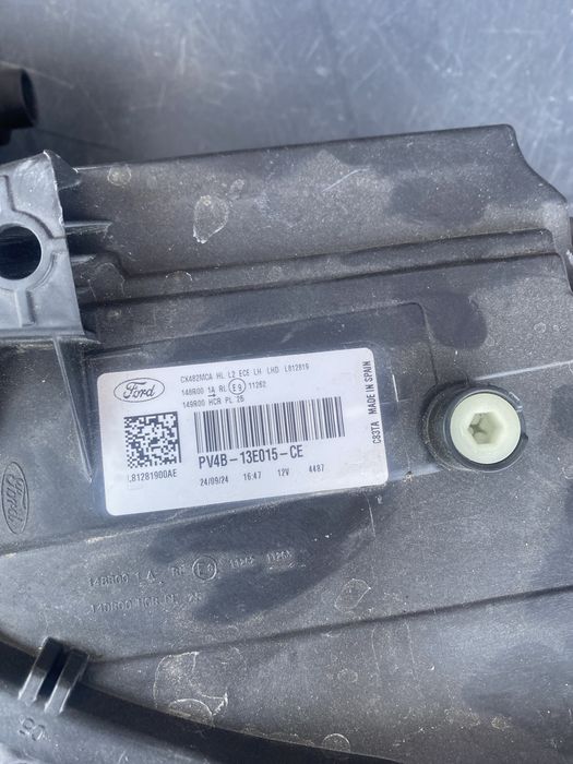 Far led stanga /dreapta ford kuga MK3 facelift 2024,2025